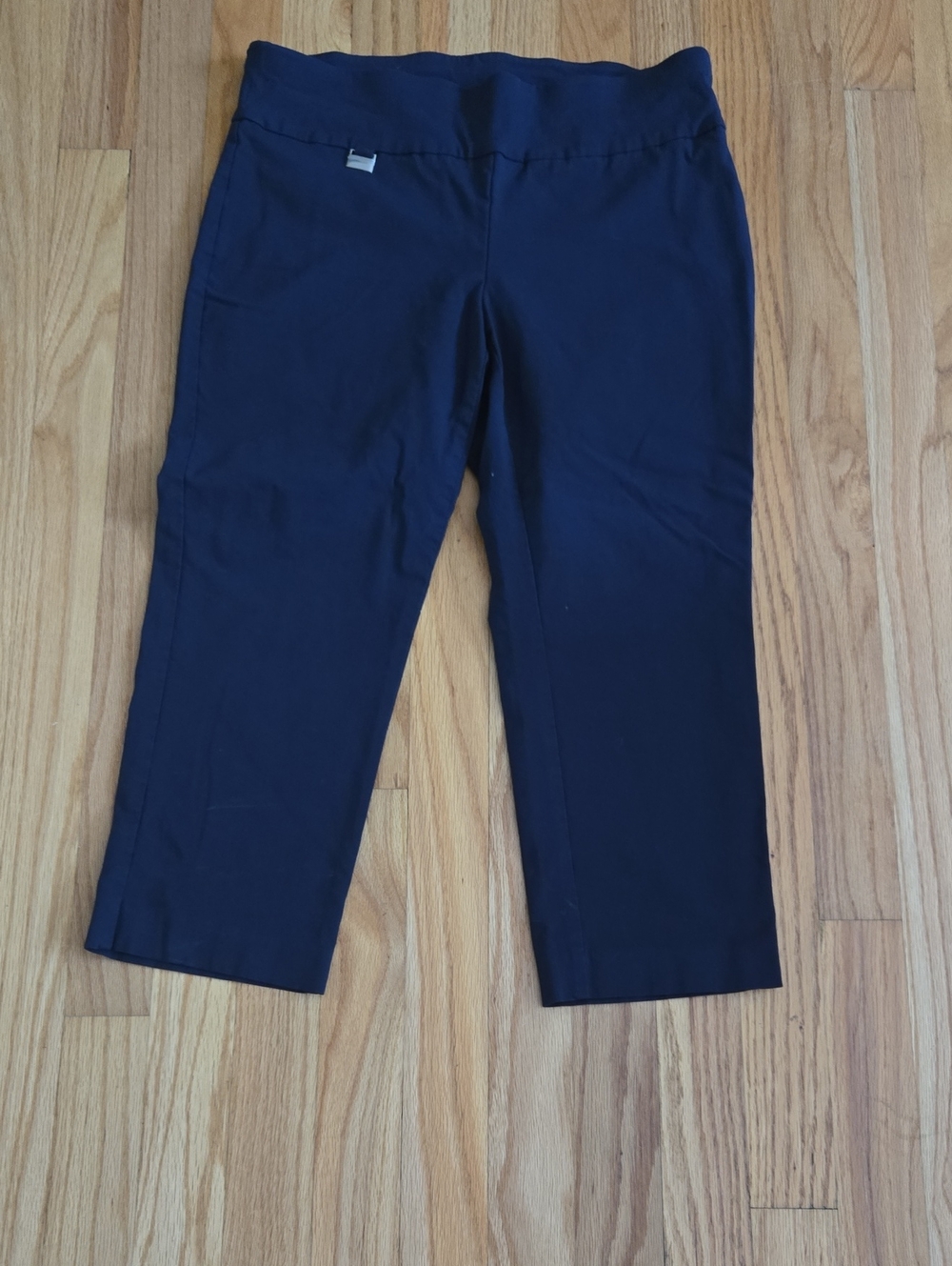 Alfani Women's Size 10p Navy Stretch Capris